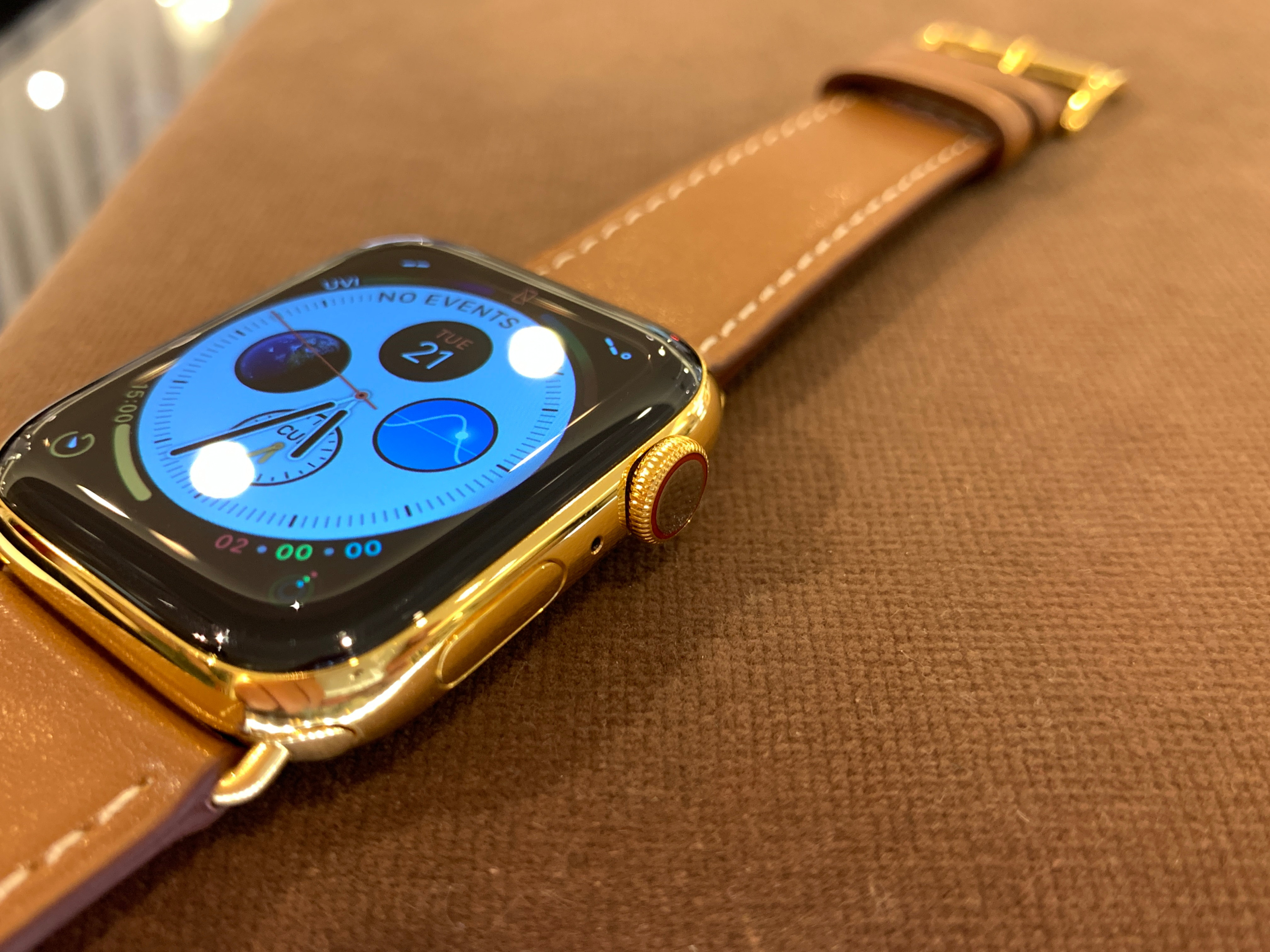 Limited Edition 24K Gold Plated Custom 44MM Apple Watch Series 5 Apple Watch 5 Stainless Steel Gold