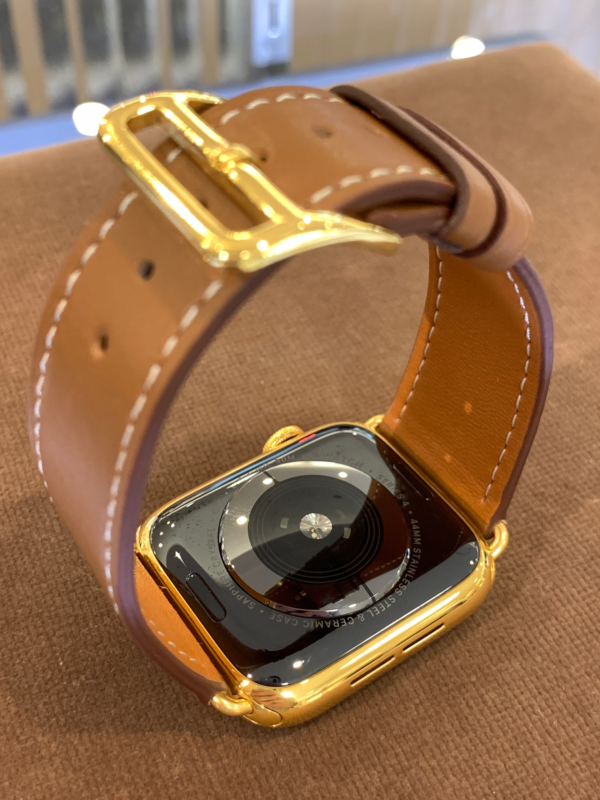 Limited Edition 24K Gold Plated Custom 44MM Apple Watch Series 5 Apple Watch 5 Stainless Steel Gold